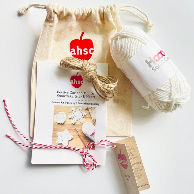 Festive Garland Crochet Kit